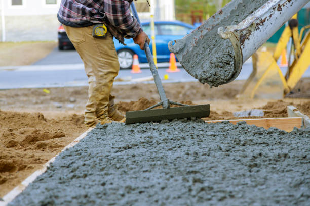 Best Concrete Driveway Installation in Flora, IN